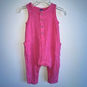 Old Navy Muslin Cotton Hot Pink Romper Infant Baby Girl Size 6-12 Months